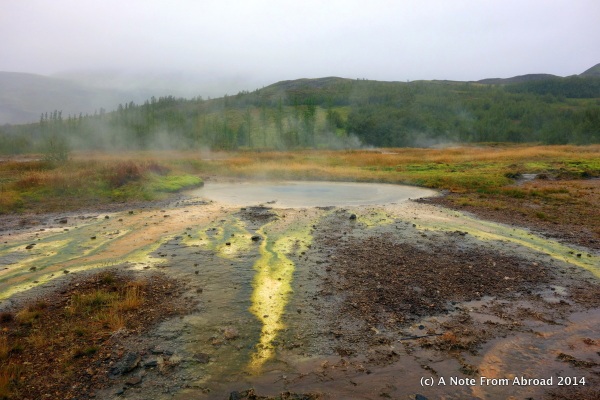 Colorful streams full of extremophiles